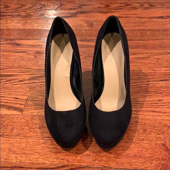 LC Lauren Conrad Shoes - Lauren Conrad black suede stilletos